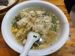 鸭血小馄饨-上海特色小笼店(铁岭路90弄小区店)