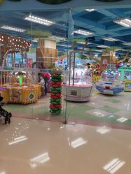 -莫莉幻想儿童乐园(武汉保利广场店)