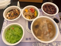 -巍阁月子中心(国贸店)