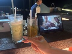 -瑰丽酒店·海吧·天际下午茶·现场DJ·天台酒吧