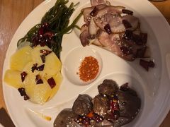 辣卤拼盘-守柴炉烤鸭(科华中路王府井店)