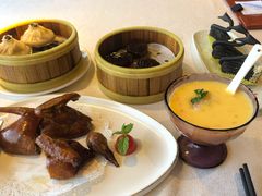 玻璃脆皮乳鸽-粤秀餐厅(国货店)
