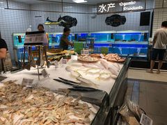 -中百仓储超市有限公司(越秀星汇维港店)