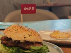 -必胜客(骡马市店)