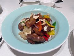 坚果黑醋咕咾肉-香港狮子山下·明星粤菜餐厅(北苑店)