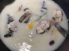 -咕嘟草帽鱼·牛奶一样的鲜鱼汤(包河万达广场创始店)