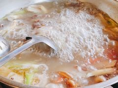 -老石黑山羊毛驴肉火锅(金凯广场店)