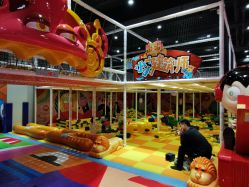 -奇乐儿momoplanet儿童乐园(卓悦汇店)