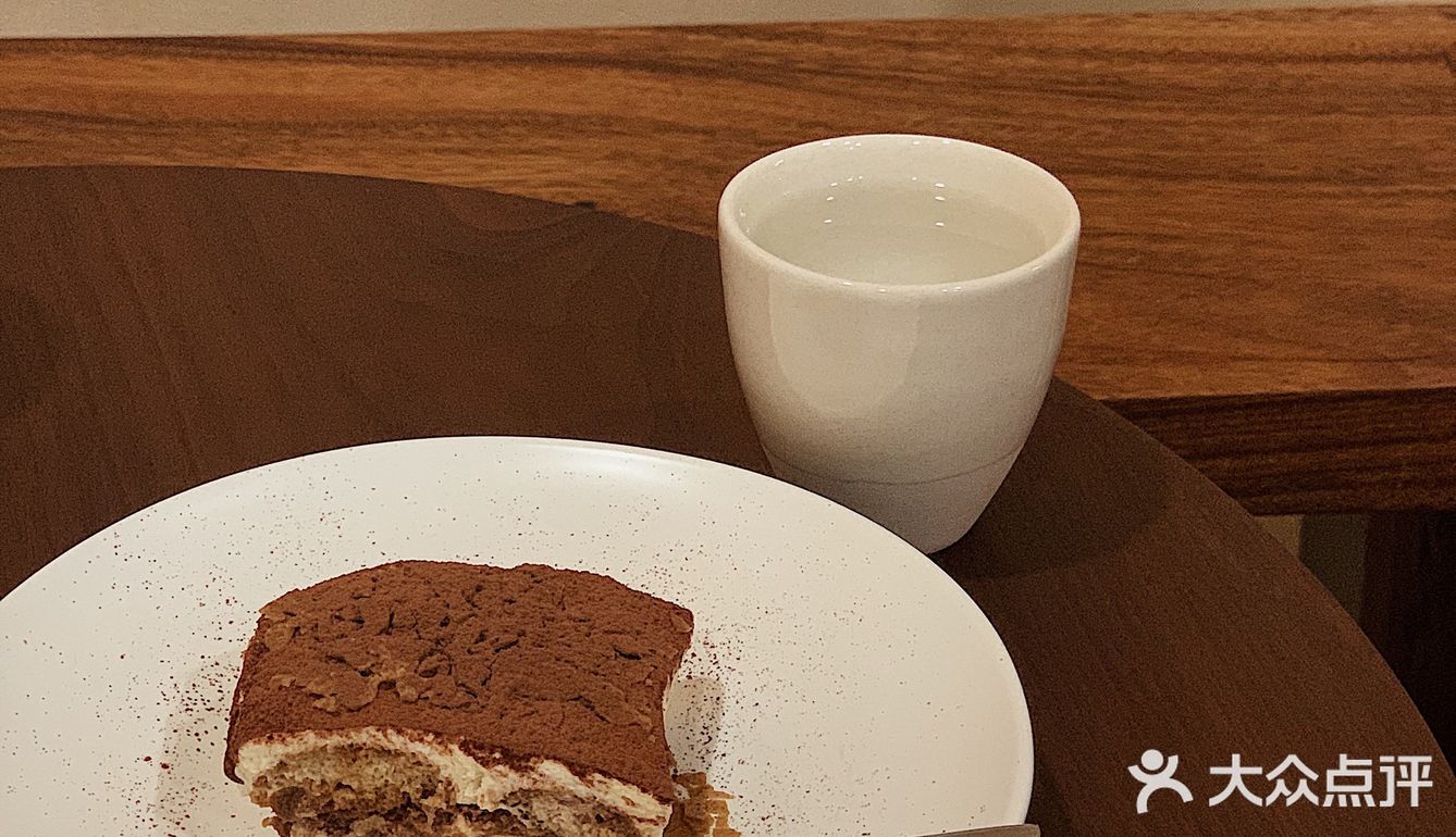 广州日式庭院风的Silly Dog，侘寂风拉满 