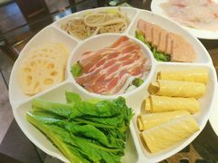 鸳鸯拼B-张大胡子鱼头火锅酒楼(长益路店)