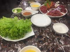 -啊美丽炭火烤肉(滑翔一店)