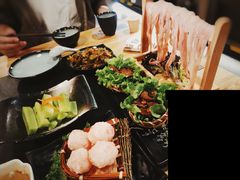 -湊湊火锅·茶憩(恒隆广场店)