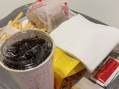 -麦当劳(凯德广场店)