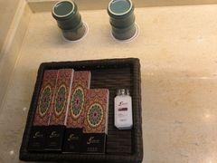 -三亚亚龙湾五号度假别墅酒店