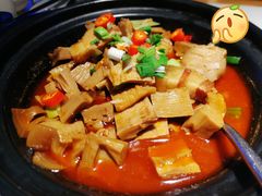 千岛湖笋干煲-姜君·千岛湖鱼头馆(浦东大道店)