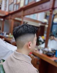 -尼特斯男士发型馆