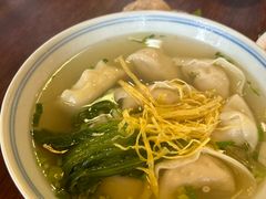 刀鱼馄饨-同得兴 Since·1995 传统苏式面馆(嘉馀坊店)