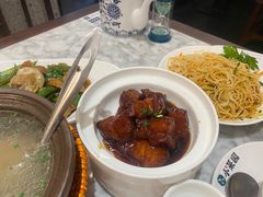 -小菜园新徽菜(宜兴八佰伴店)
