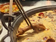 -鹿鸣山草本茶香火锅(园西路店)
