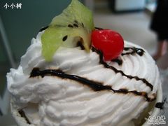 鲜奶杯-光明牛奶棚(南泉店)