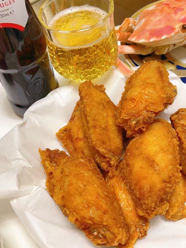 炸鸡配啤酒🍻