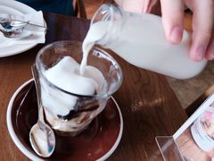 -ROAST coffee & eatery