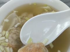 蟹子鲜虾净云吞-周门传统竹升面
