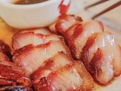 招牌烧鹅拼叉烧-猪肉婆私房菜(容桂总店)