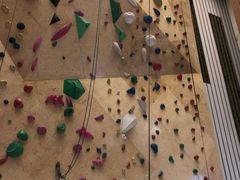 -ROCKPLUS攀岩馆(环宇城店)