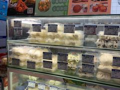 -白玉兰食品甜凤店(合生汇店)