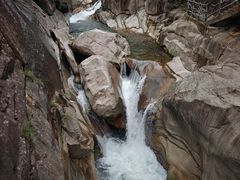 -鄣山大峡谷