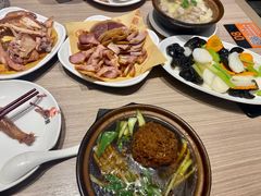 -六泰居·尔滨地标·东北菜(泰山路店)