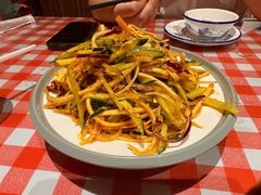 -老郑家东北春饼(龙悦居店)