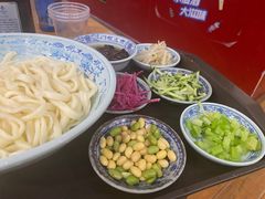 老北京炸酱面-门框胡同百年卤煮(新街口店)