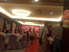 等位区-天鲜阁·海鲜粤菜·33年老字号(石槎白云站店)