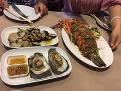 -Red Lobster