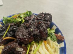 红烧排骨-梅溪·小伙子干挑面(安吉总店)