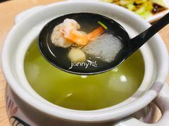 干贝竹笙汤-裕记烧腊连锁餐饮(外马分店)