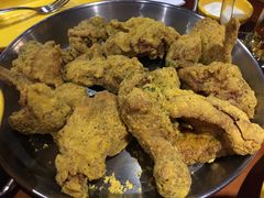 -BHC炸鸡(明洞总店)