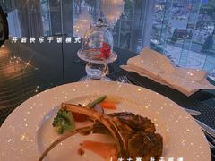 -圣丰索菲特·2 On 988 Café 自助餐厅