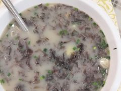 -鹏城人家海鲜酒家·23年老字号(较场尾店)