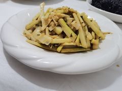 -天乐农家鱼头王(天目湖店)