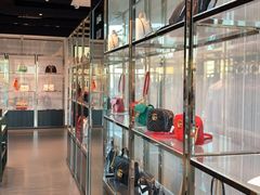 -Gucci(首创奥特莱斯店)