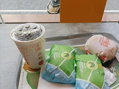 -麦当劳(四平路店)
