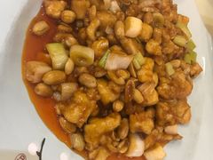 宫保鸡丁-津味老菜(露西亚商街店)