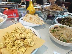 -鸿亨泰杂鱼馆(港馨家园店)