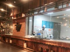 -宝燕海货工场(长江国际店)