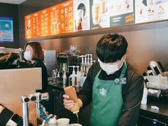 -星巴克(真如星光耀广场店)