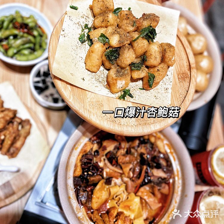 不素之徒｜一道牛腩煲就能在深圳封神？