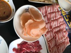 -楼外楼大刀肉传统火锅居(繁荣路店)